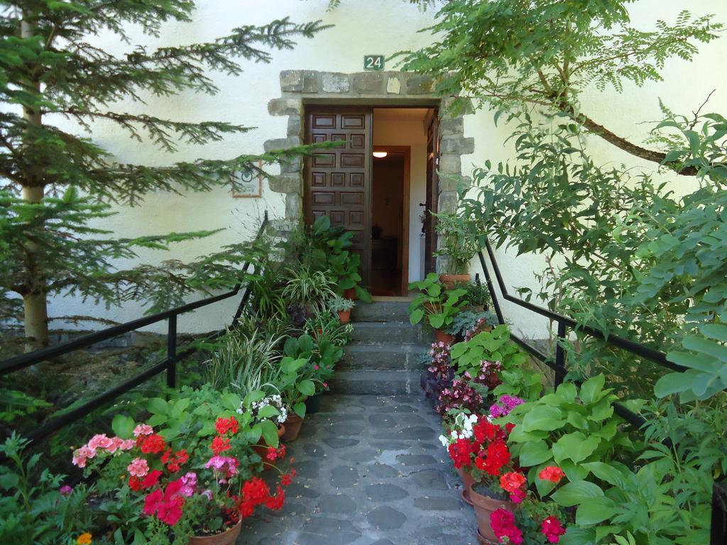 Casa Ursula Affittacamere Ansó Esterno foto
